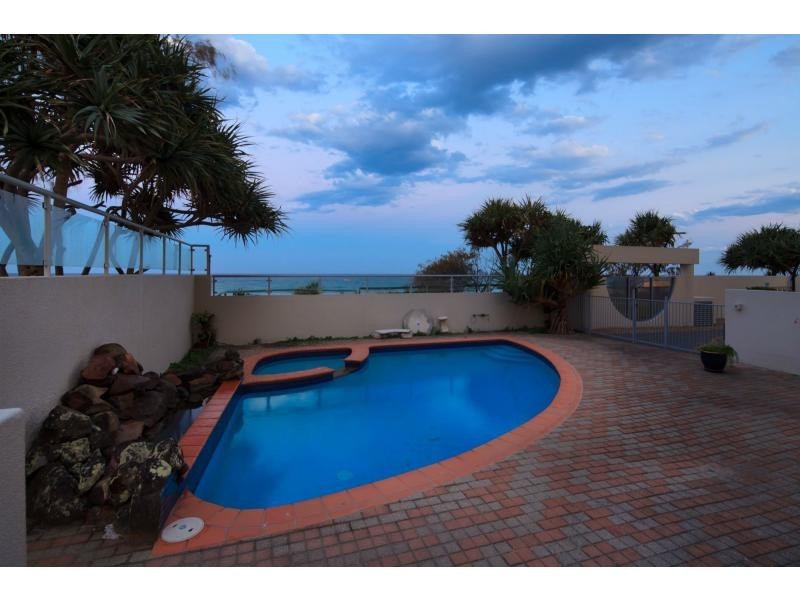 1/39 Garfield Tce, Surfers Paradise QLD 4217