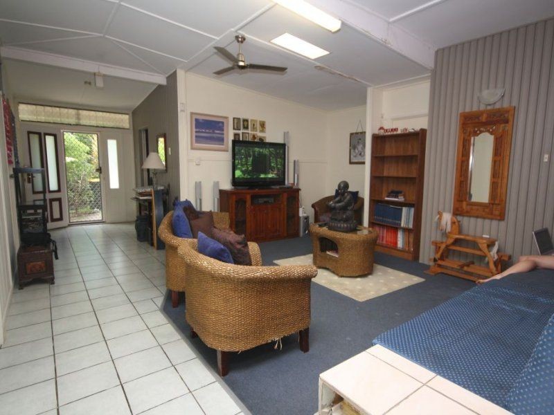 33 Bradley Road, Clontarf QLD 4019