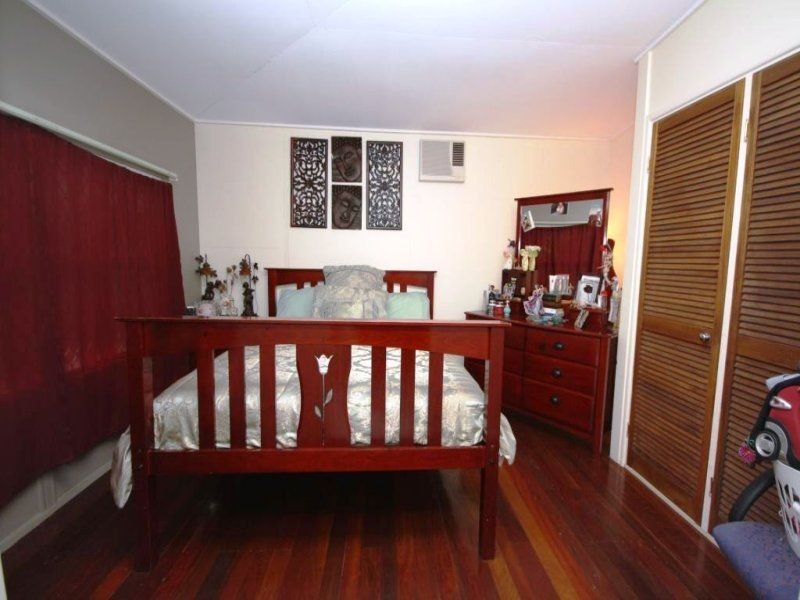 33 Bradley Road, Clontarf QLD 4019