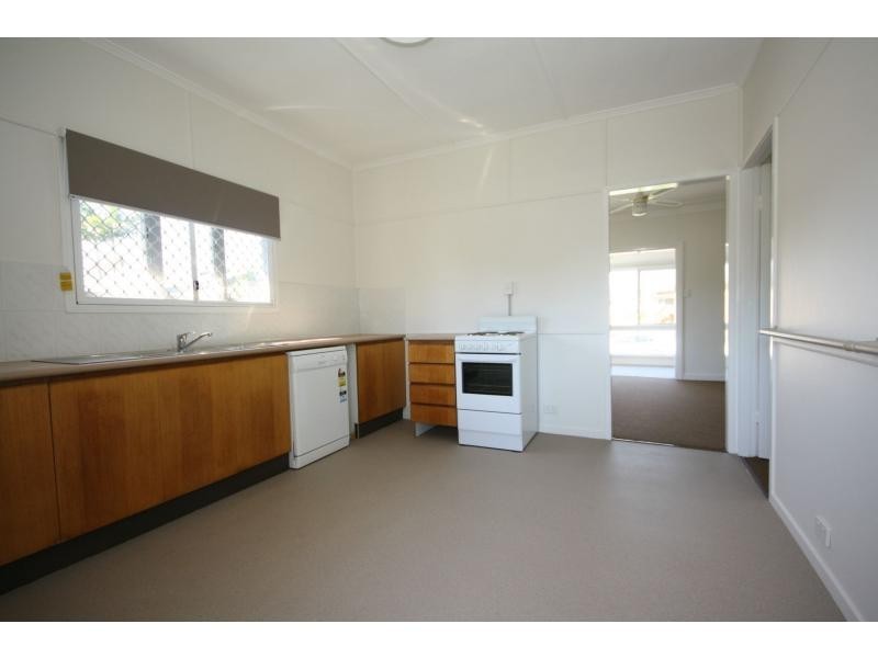 78 Plume Street, Redcliffe QLD 4020