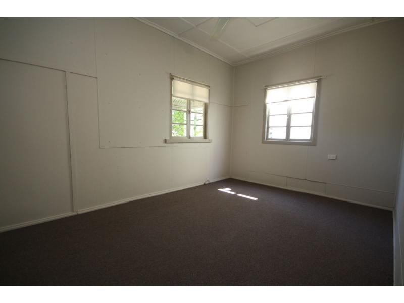 20 Donald Street, Woody Point QLD 4019