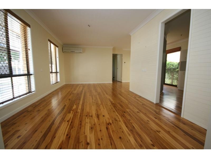 77 Dover Road, Margate QLD 4019