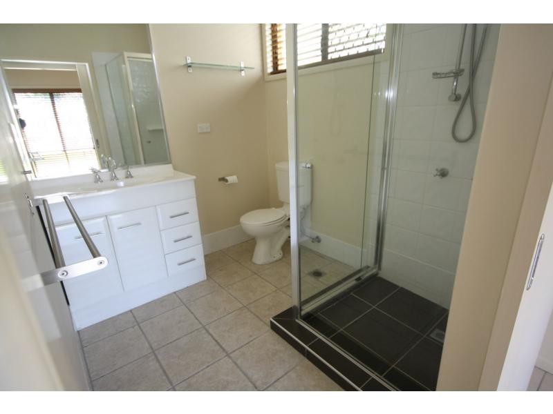 77 Dover Road, Margate QLD 4019