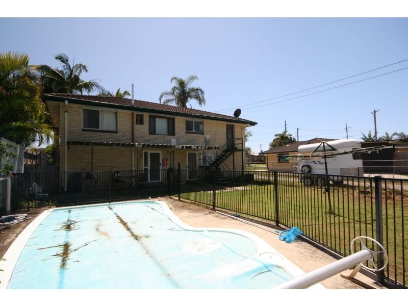 17 Knight Street, Redcliffe QLD 4020
