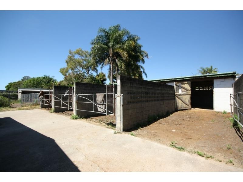 17 Knight Street, Redcliffe QLD 4020