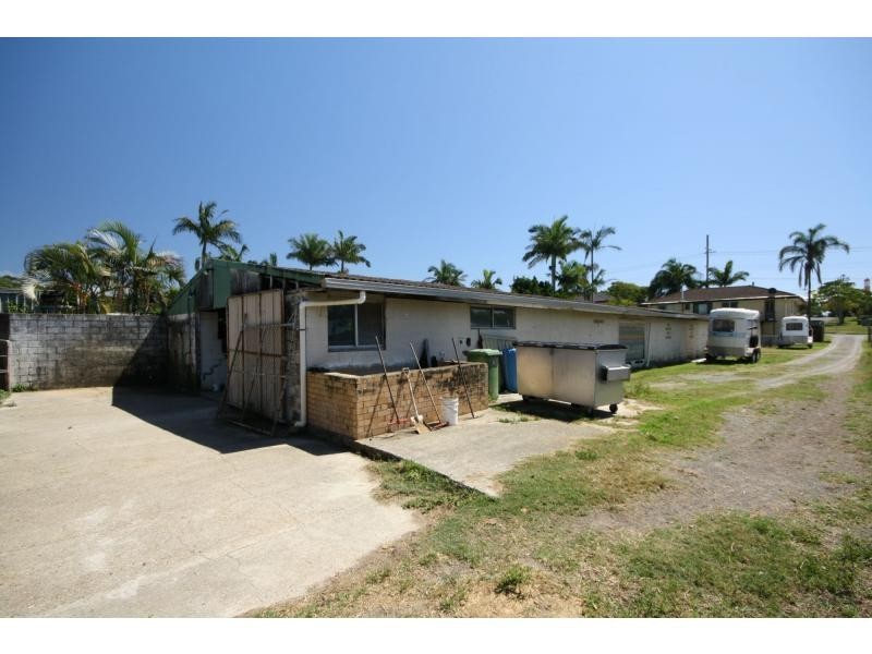 17 Knight Street, Redcliffe QLD 4020
