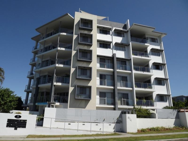 Unit 6/1 McNaughton Street, Redcliffe QLD 4020