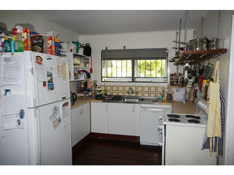 12 Knights Terrace, Margate QLD 4019