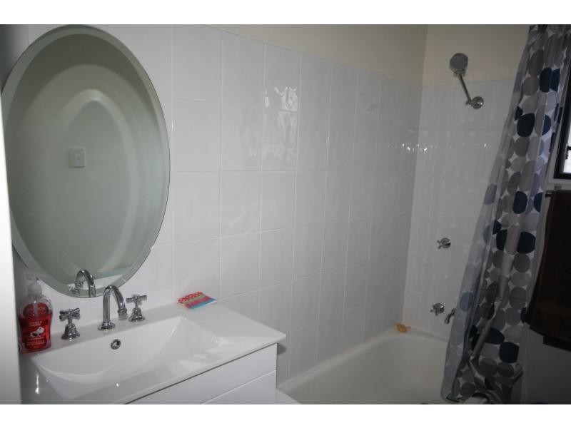 12 Knights Terrace, Margate QLD 4019