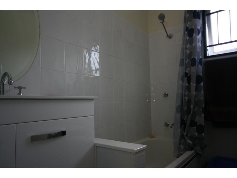 12 Knights Terrace, Margate QLD 4019