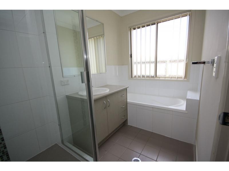 45 Amity Drive, Rothwell QLD 4022
