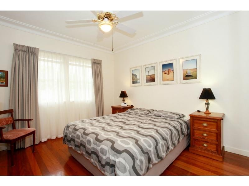 20 Hobbs Street, Scarborough QLD 4020