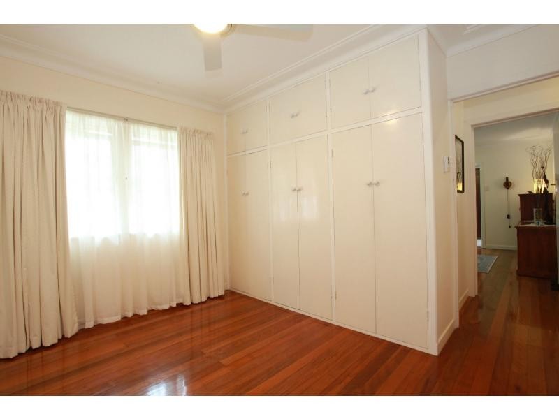 20 Hobbs Street, Scarborough QLD 4020