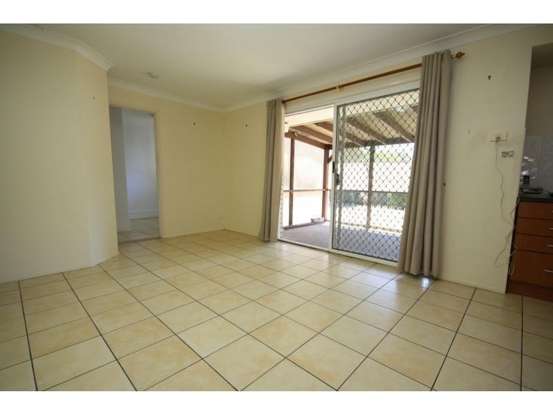 4 Hampshire Street, Kippa-ring QLD 4021