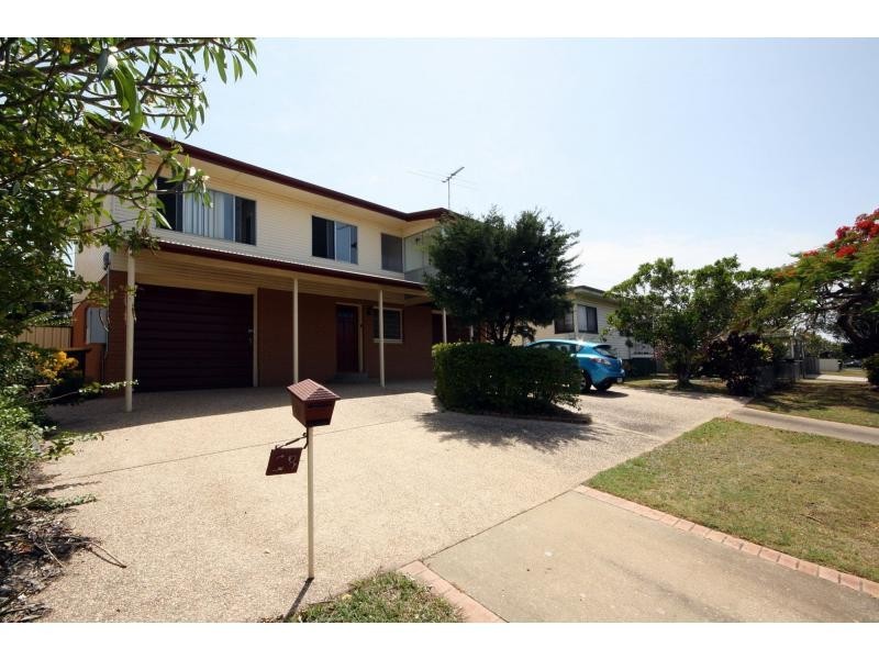 28 Bradley Road, Clontarf QLD 4019