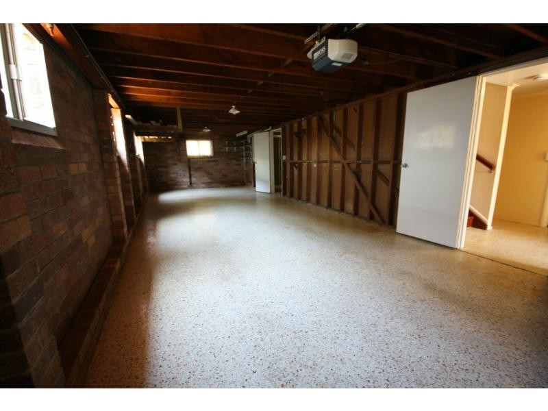 15 Kenya Street, Wavell Heights QLD 4012