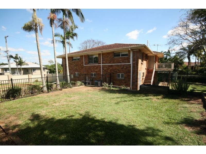 15 Kenya Street, Wavell Heights QLD 4012