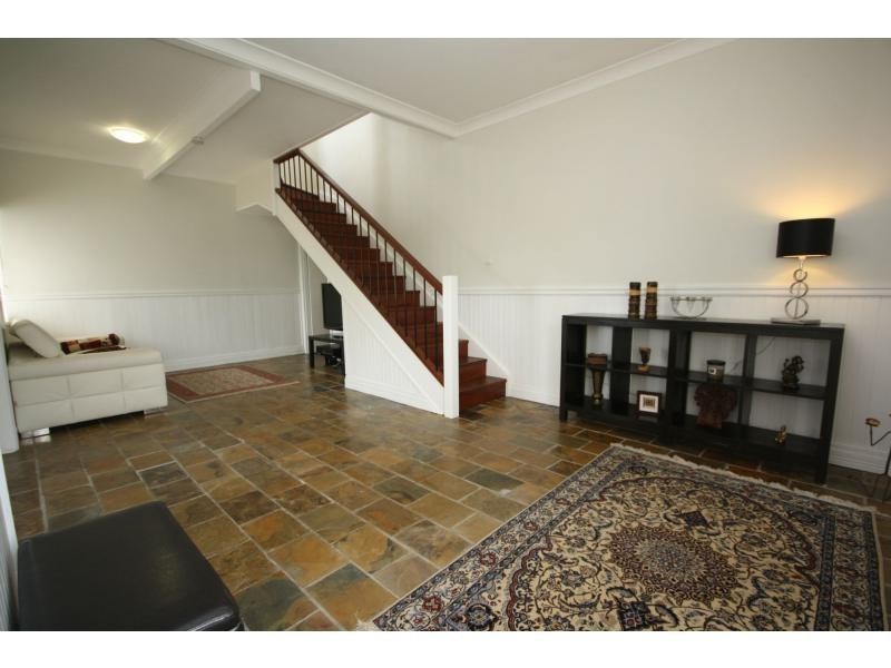 32 Chatham Street, Margate QLD 4019