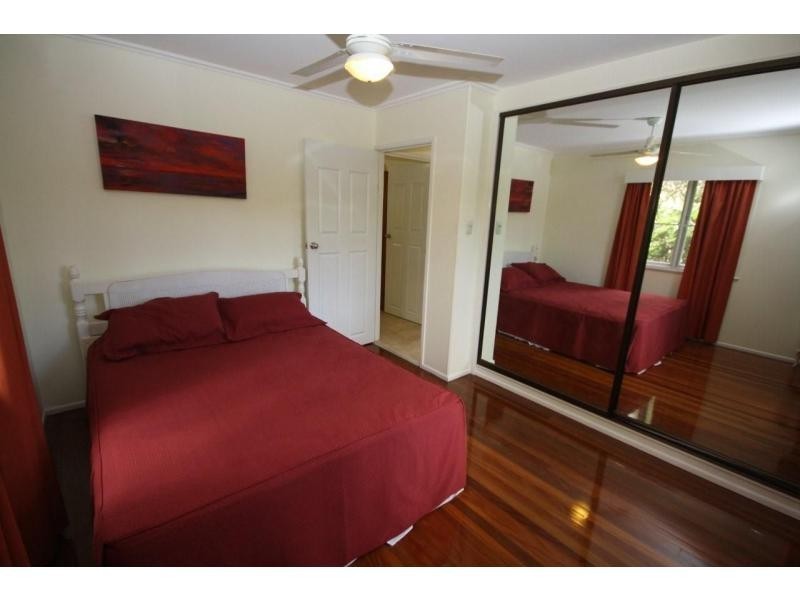 13a Robertson Ave, Margate QLD 4019