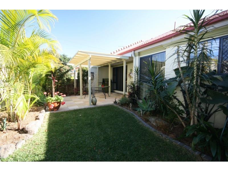 Unit 2/46 Georgina Street, Woody Point QLD 4019