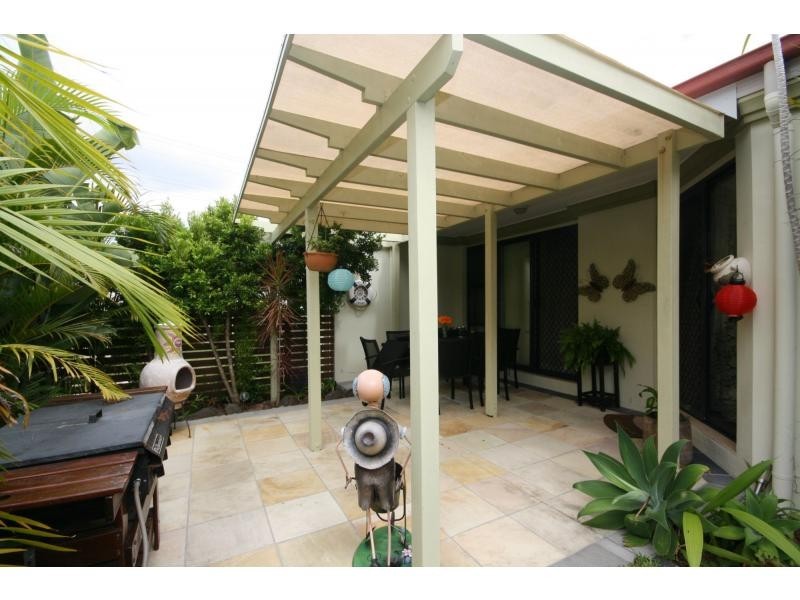 Unit 2/46 Georgina Street, Woody Point QLD 4019