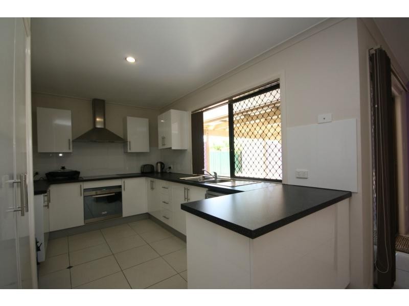 3 Timor Court, Kippa-ring QLD 4021