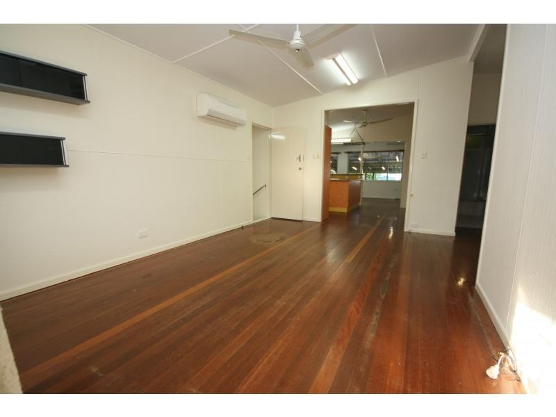 280 Victoria Avenue, Redcliffe QLD 4020