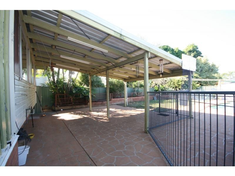 280 Victoria Avenue, Redcliffe QLD 4020