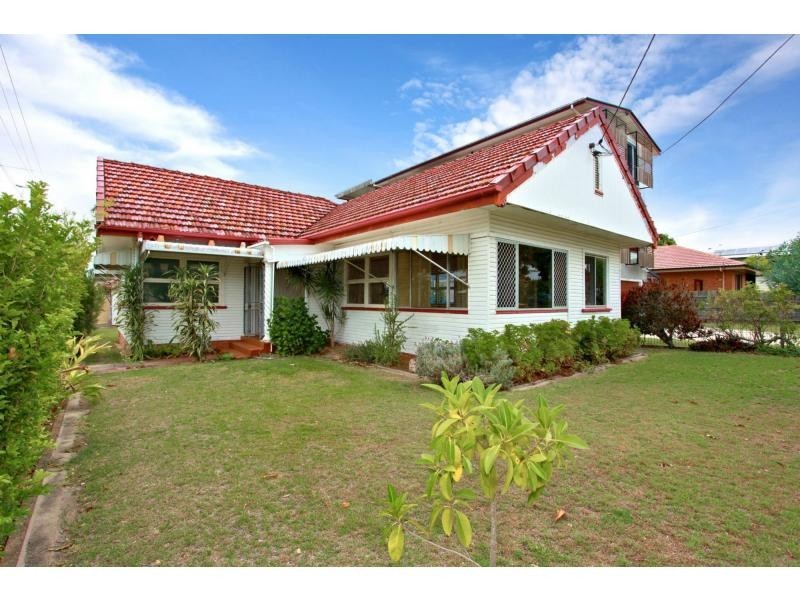 436 Scarborough Road, Scarborough QLD 4020