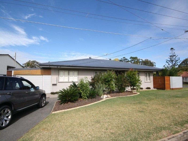 8 Frost Street, Clontarf QLD 4019