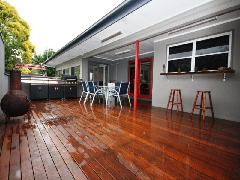 8 Frost Street, Clontarf QLD 4019