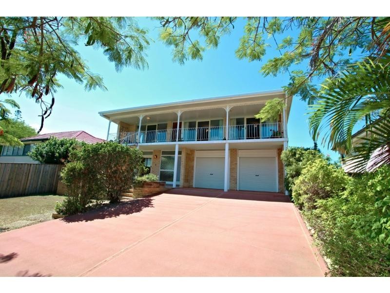 38 Bradley Road, Clontarf QLD 4019