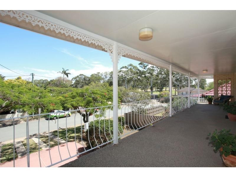 38 Bradley Road, Clontarf QLD 4019