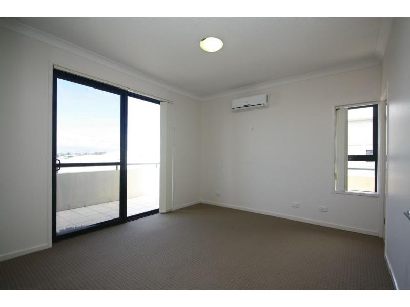 Unit 14/3 Rock Street, Scarborough QLD 4020