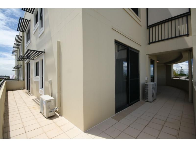 Unit 14/3 Rock Street, Scarborough QLD 4020