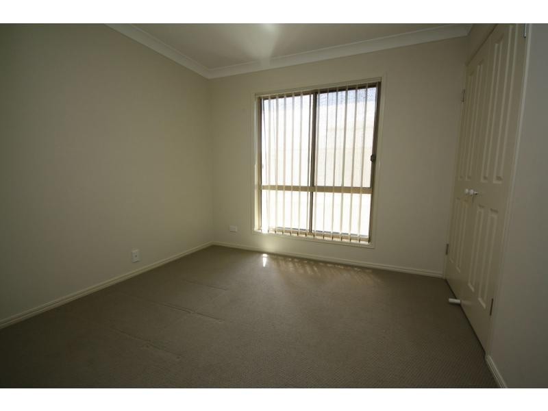 45 Amity Drive, Rothwell QLD 4022