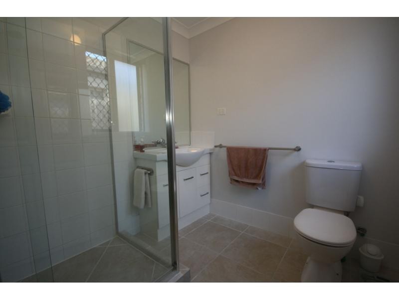28 Whitlock Drive, Rothwell QLD 4022