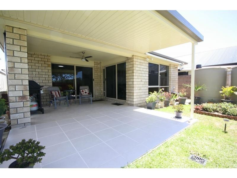28 Whitlock Drive, Rothwell QLD 4022