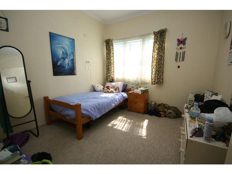 6 Lancaster Avenue, Redcliffe QLD 4020