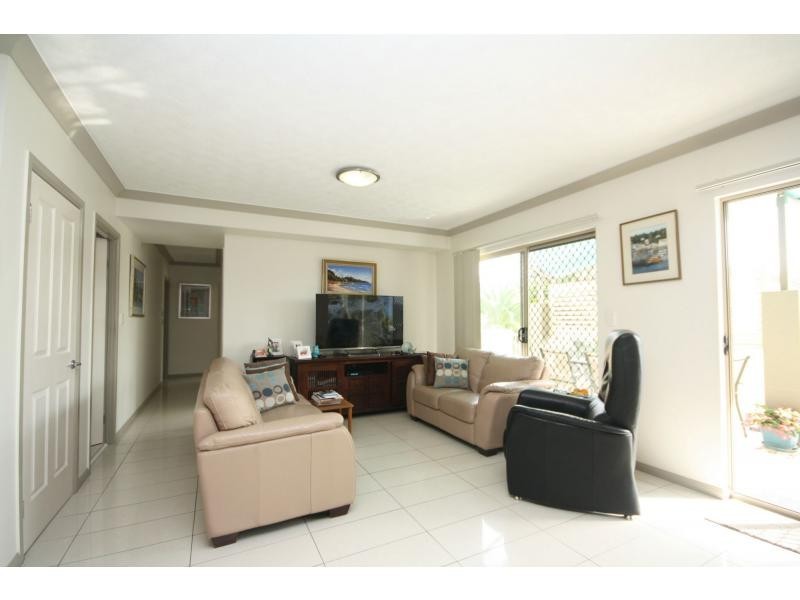 Unit 4/7 Sutton Street, Redcliffe QLD 4020