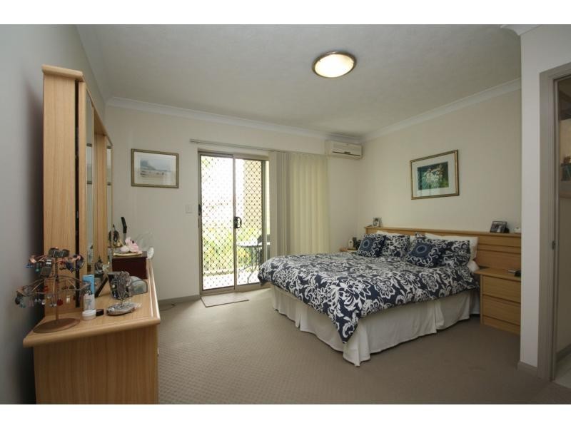 Unit 4/7 Sutton Street, Redcliffe QLD 4020