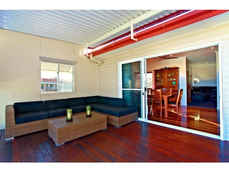 194 Prince Edward Parade, Scarborough QLD 4020