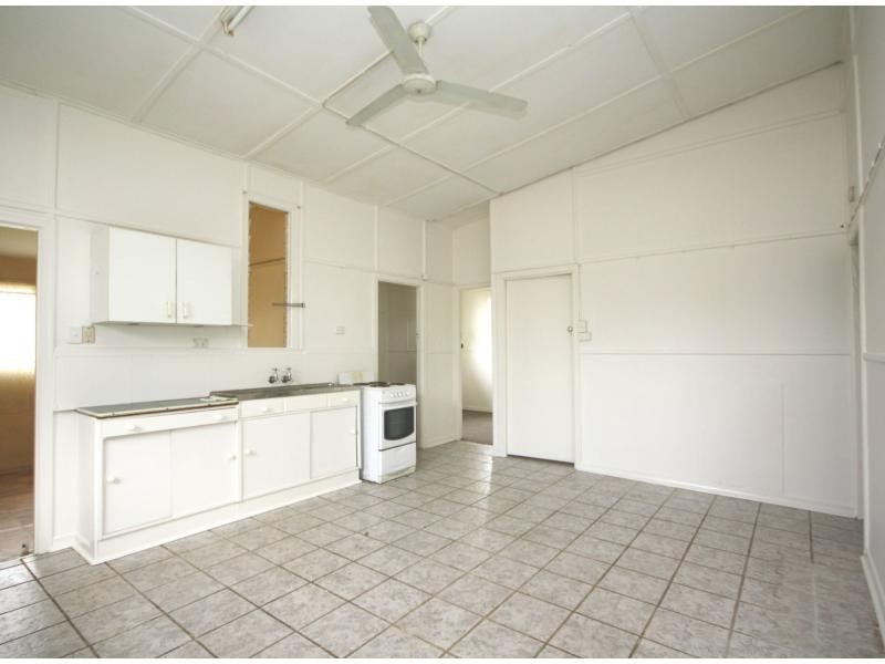 163 Oxley Avenue, Woody Point QLD 4019