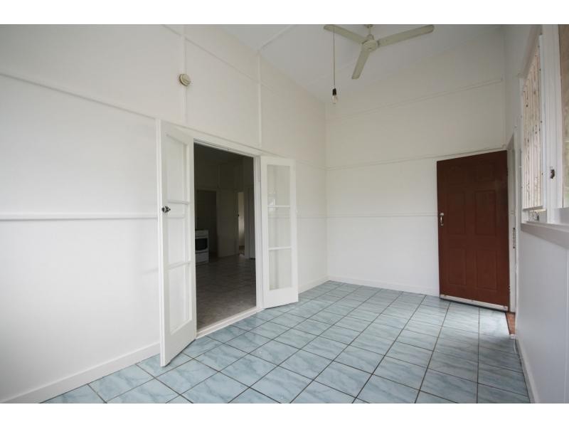 163 Oxley Avenue, Woody Point QLD 4019