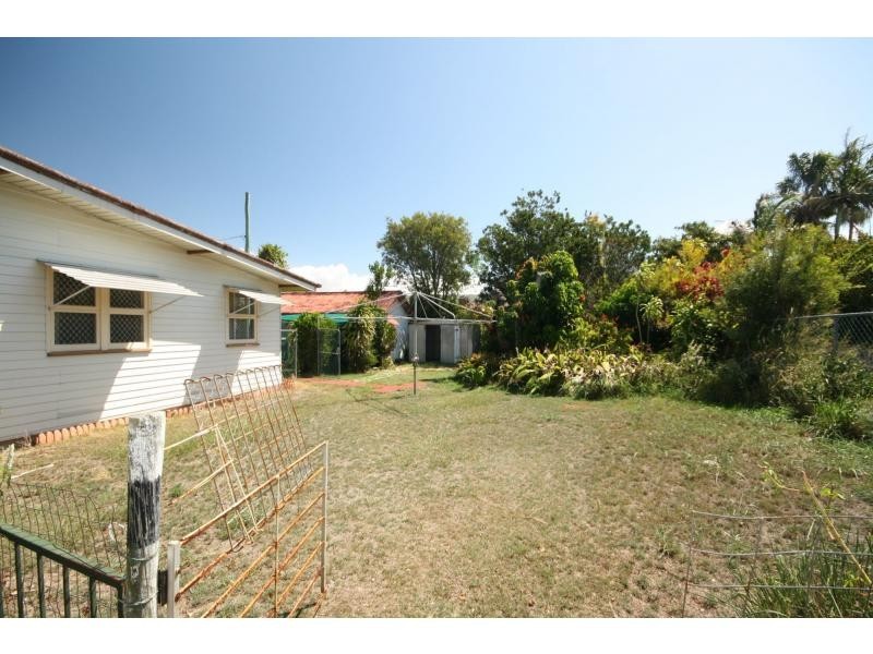 163 Oxley Avenue, Woody Point QLD 4019