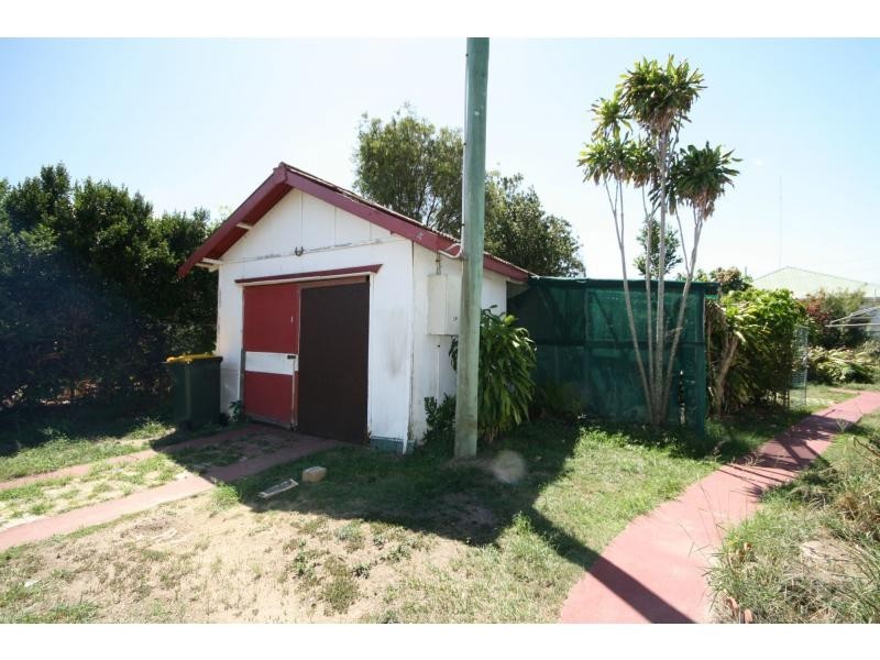 163 Oxley Avenue, Woody Point QLD 4019