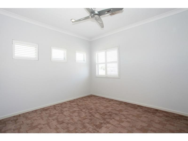 4 Freya Court, Newport QLD 4020