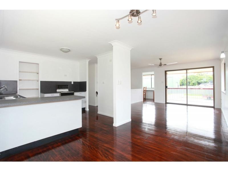 9 Knight Street, Redcliffe QLD 4020