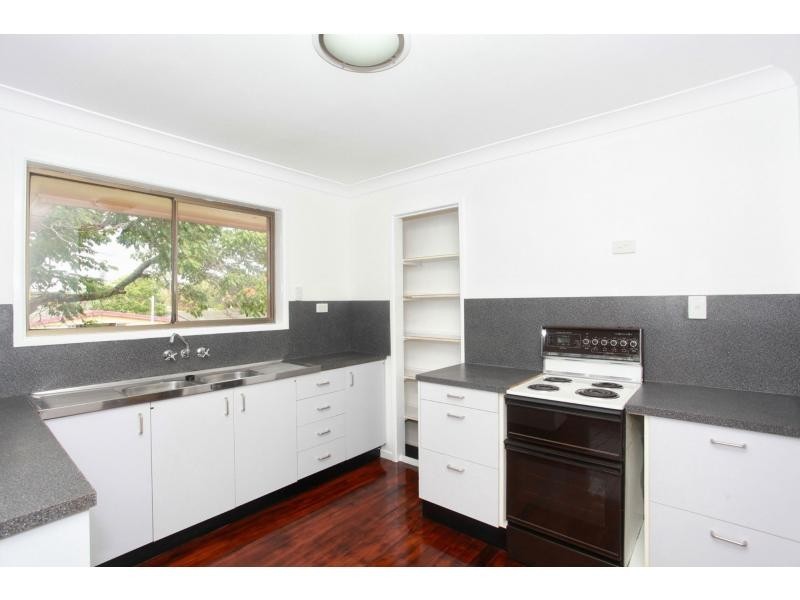 9 Knight Street, Redcliffe QLD 4020