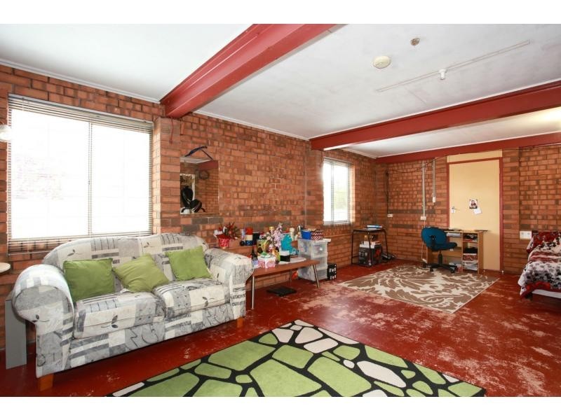 9 Knight Street, Redcliffe QLD 4020